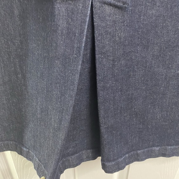 Talbots Size 8 Dark Blue Denim‎ Jean Skirt Stretch Knee Length Front Pleat-cute! - Picture 3 of 7